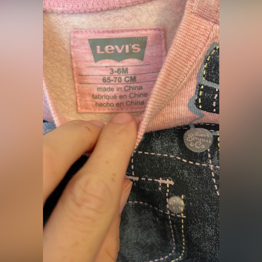 3-6 Month Levi’s Sweater Dress 🌺 (free with purchase) ✨Host Pick✨ - Picture 2 of 3